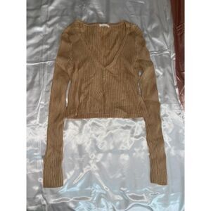 brown ribbed long sleeved sweater shirt